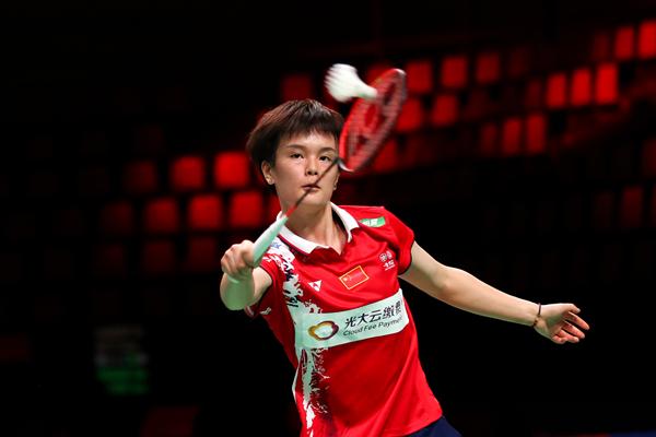 从篮球场到 从篮球场到