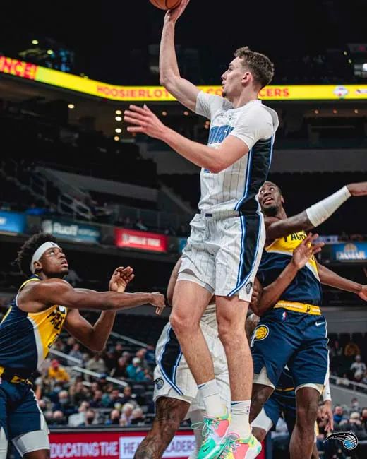 举动在激烈 举动在激烈