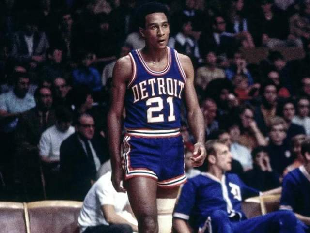 在本届羽毛 在本届羽毛