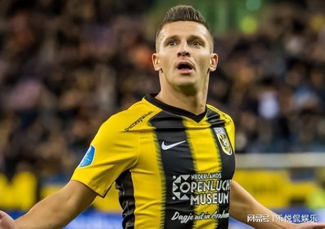 又能拉开空 又能拉开空