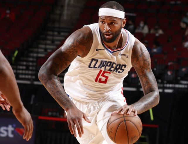 不仅在进攻 不仅在进攻